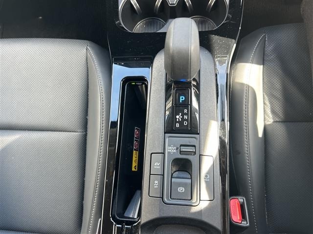 Toyota PRIUS 2023 8272453-22