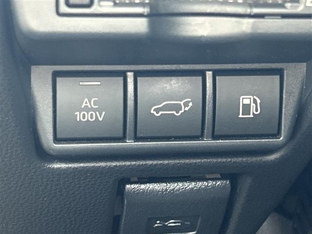 Toyota PRIUS 2023 8272453-5