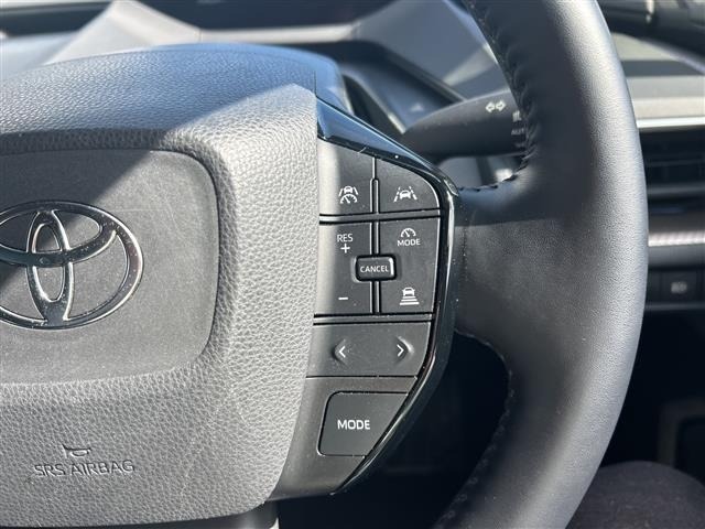 Toyota PRIUS 2023 8272453-9