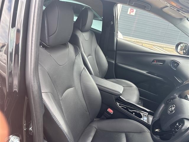 Toyota PRIUS 2021 8272454-1