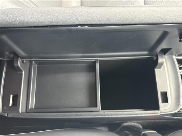 Toyota PRIUS 2021 8272454-23