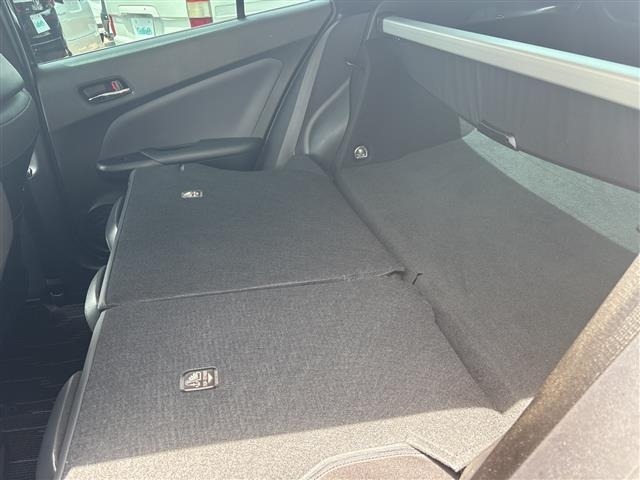 Toyota PRIUS 2021 8272454-9