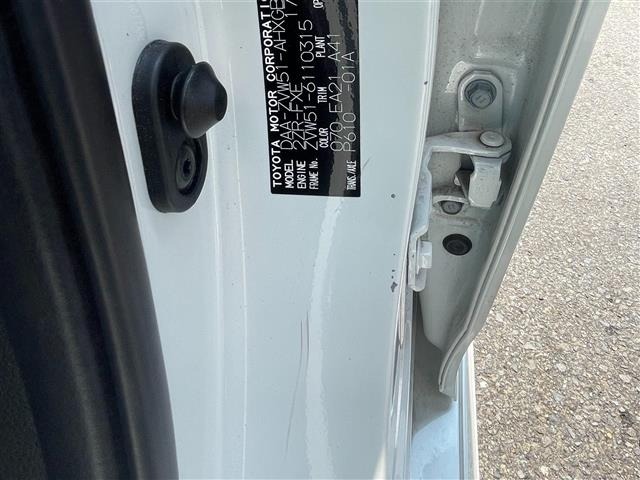 Toyota PRIUS 2019 8272455-4