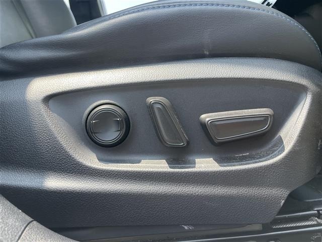 Toyota PRIUS 2019 8272455-6