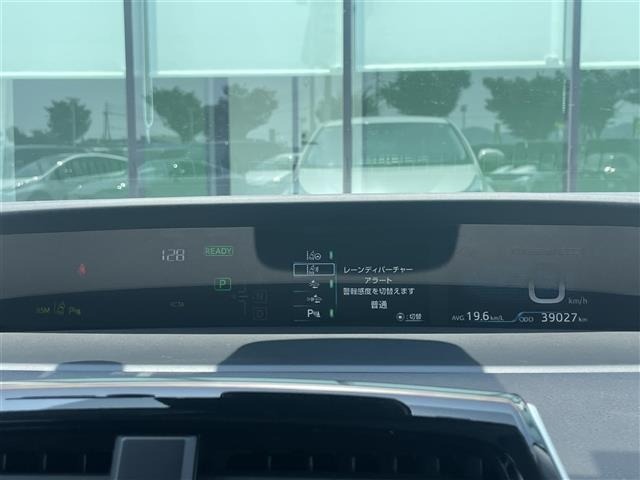 Toyota PRIUS 2019 8272456-20