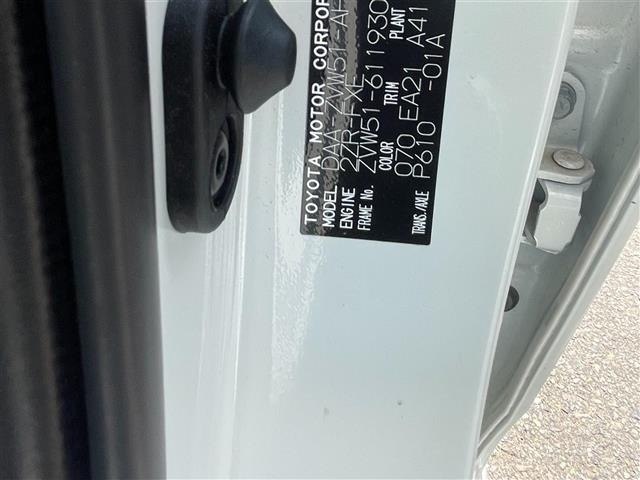 Toyota PRIUS 2019 8272456-8