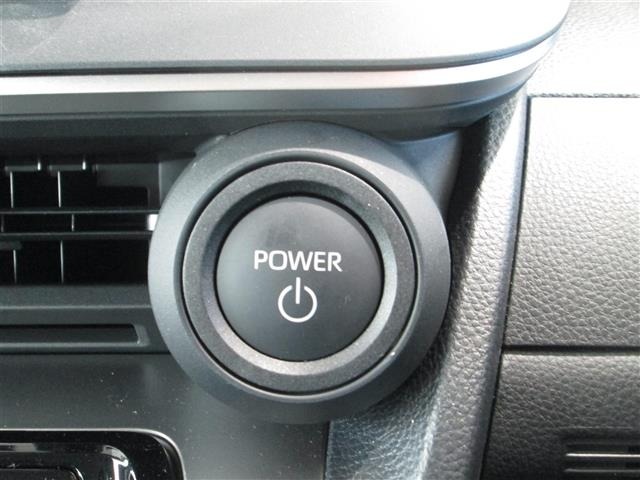Toyota PRIUS 2024 8272457-11