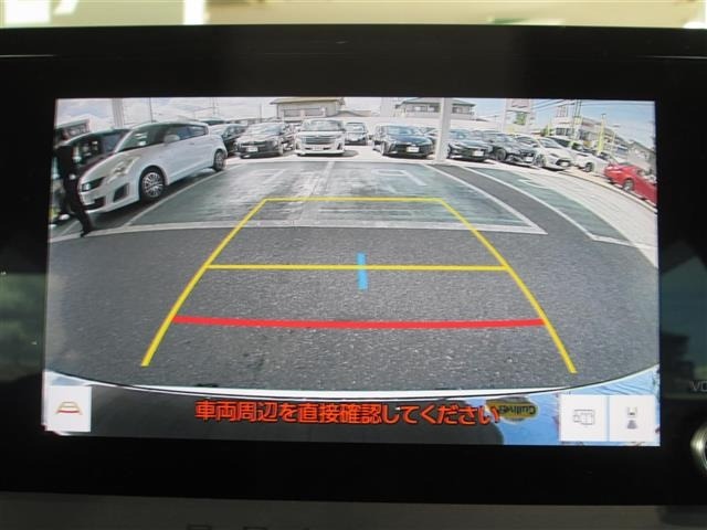 Toyota PRIUS 2024 8272457-15