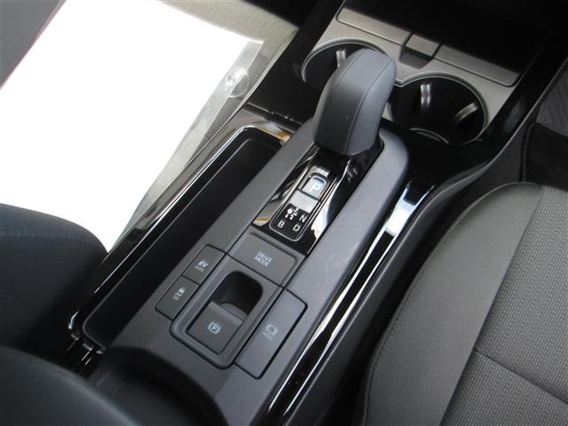 Toyota PRIUS 2024 8272457-5