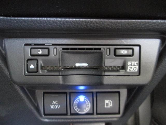 Toyota PRIUS 2024 8272457-9