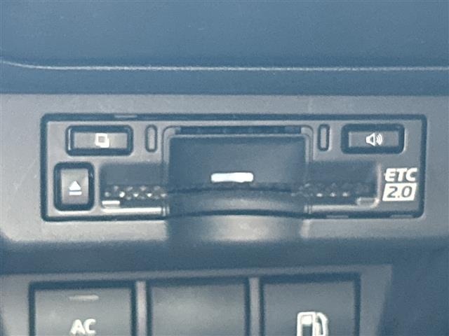 Toyota PRIUS 2023 8272458-10