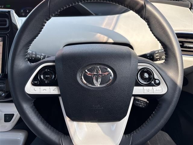 Toyota PRIUS 2016 8272459-21