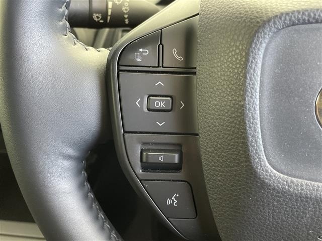 Toyota PRIUS 2023 8272460-5
