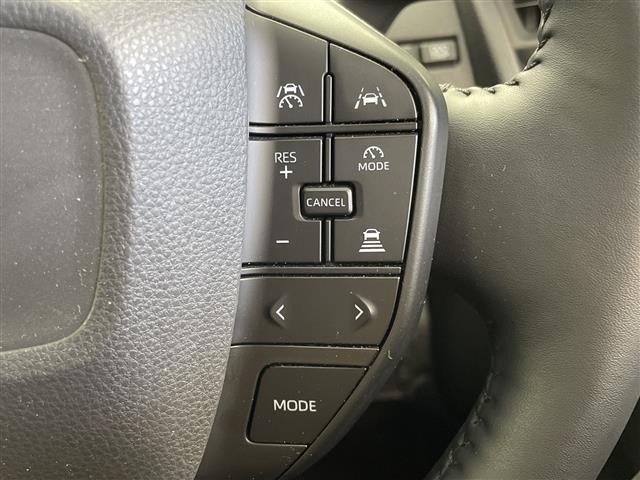 Toyota PRIUS 2023 8272460-7