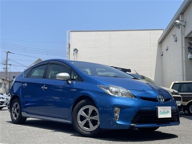 Toyota PRIUS 2013 8272461-0