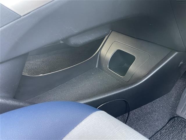 Toyota PRIUS 2013 8272461-20
