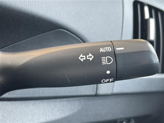 Toyota PRIUS 2013 8272461-21