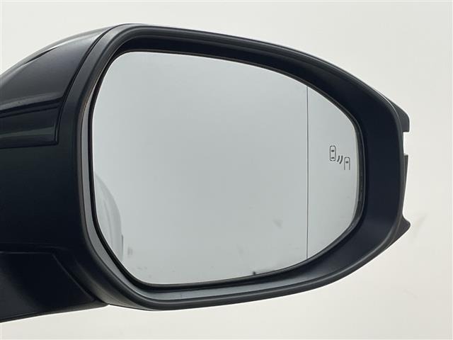 Toyota PRIUS 2023 8272462-21