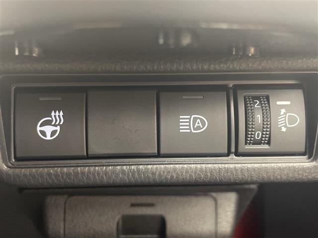 Toyota PRIUS 2023 8272463-1