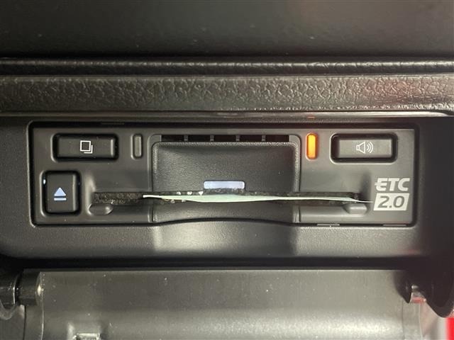 Toyota PRIUS 2023 8272463-5
