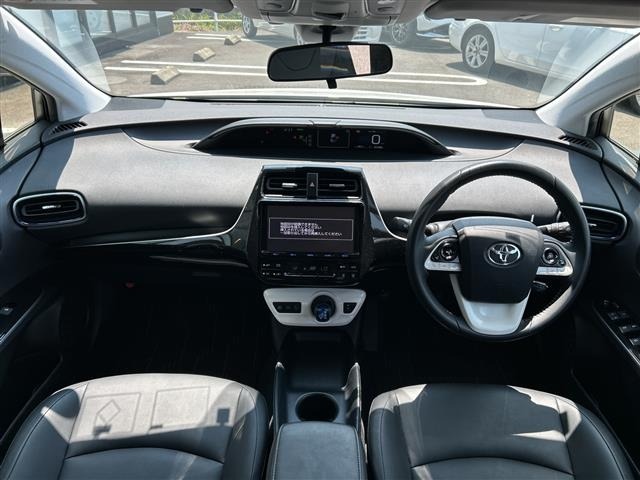 Toyota PRIUS 2017 8272464-14