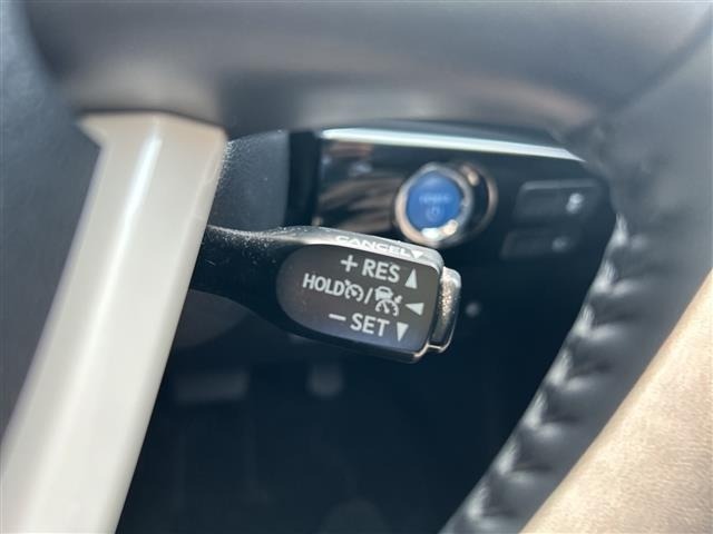 Toyota PRIUS 2017 8272464-18