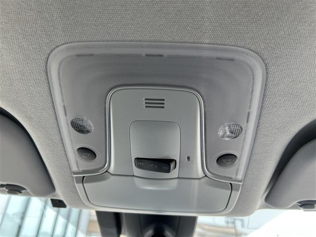 Toyota PRIUS 2017 8272464-2