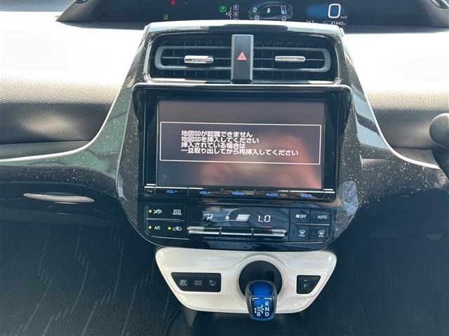Toyota PRIUS 2017 8272464-7