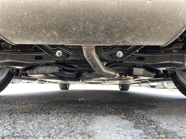 Toyota PRIUS 2024 8272465-13
