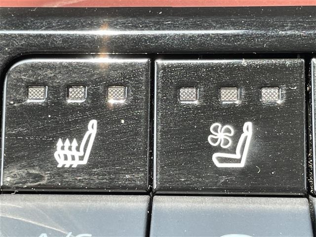 Toyota PRIUS 2024 8272465-8
