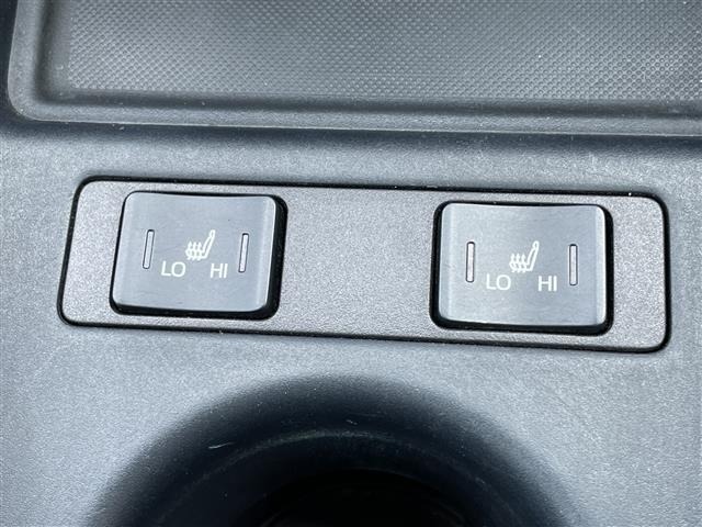 Toyota PRIUS 2021 8272466-4