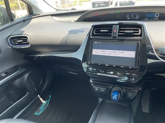 Toyota PRIUS 2021 8272466-6