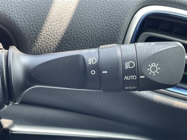 Toyota PRIUS 2021 8272466-9