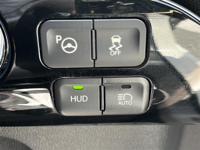 Toyota PRIUS 2016 8272467-1