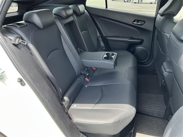 Toyota PRIUS 2016 8272467-11