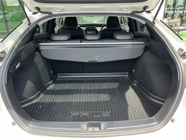 Toyota PRIUS 2016 8272467-12