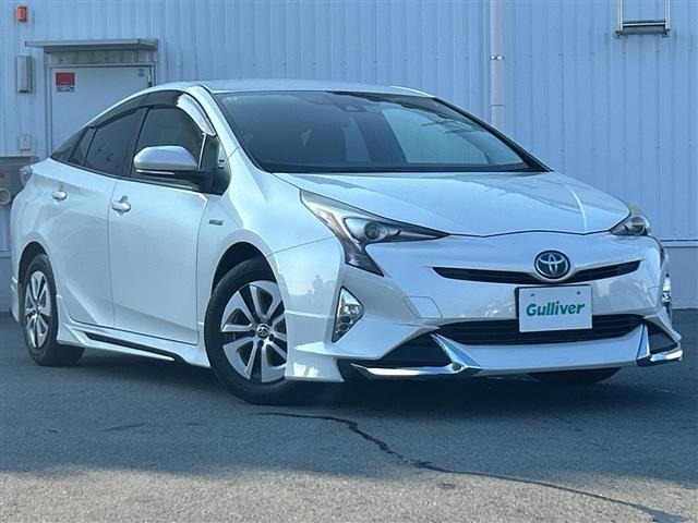 Toyota PRIUS 2016 8272468-0