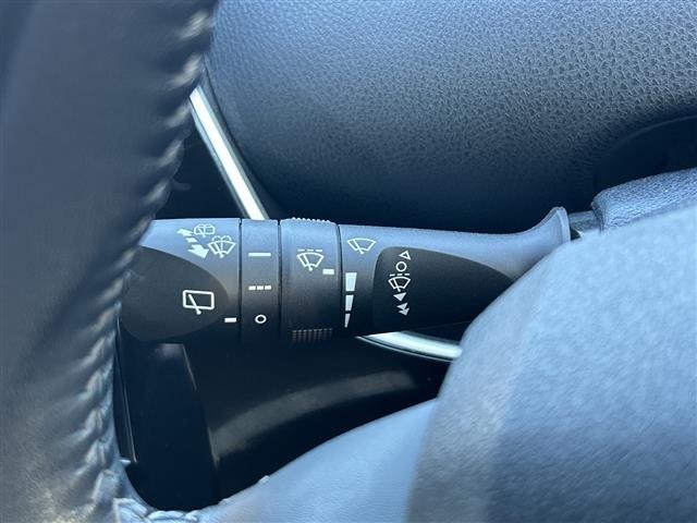 Toyota PRIUS 2016 8272468-1