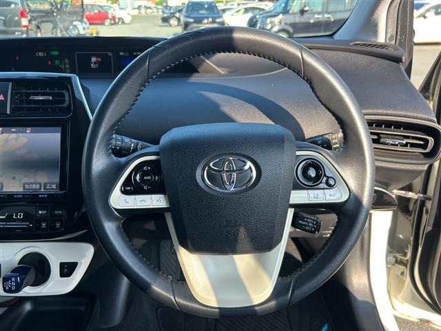 Toyota PRIUS 2016 8272468-18