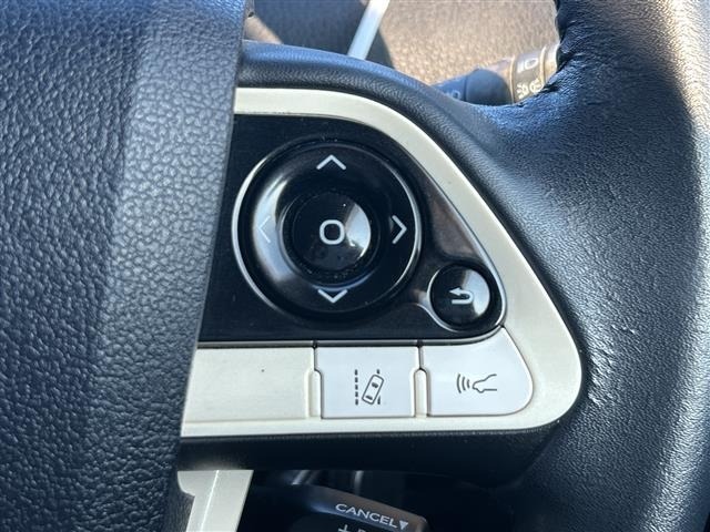 Toyota PRIUS 2016 8272468-21