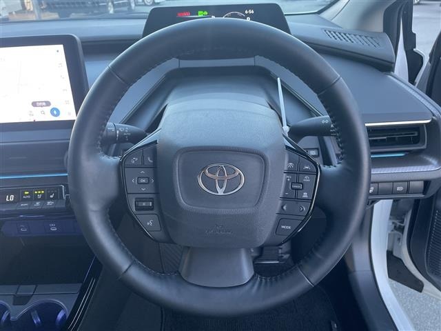 Toyota PRIUS 2023 8272469-1
