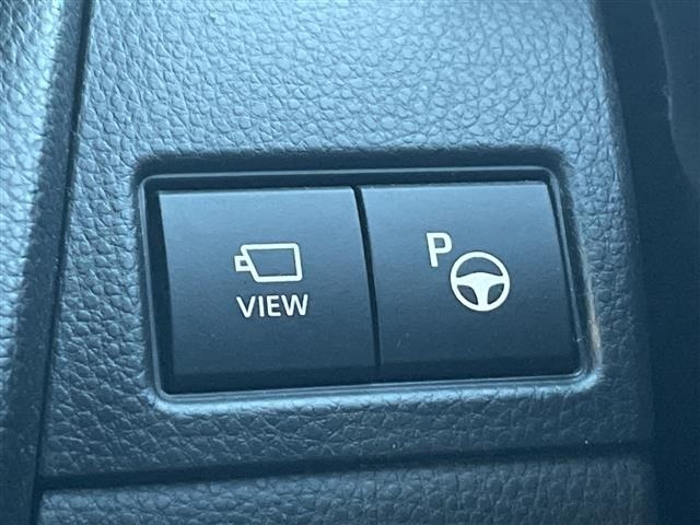 Toyota PRIUS 2023 8272469-16