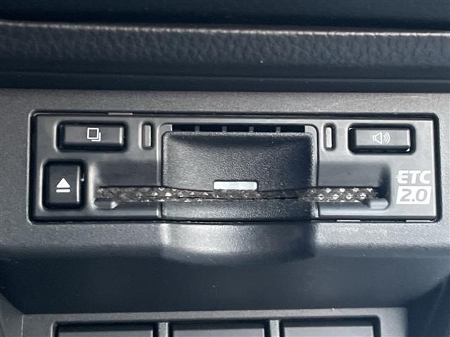 Toyota PRIUS 2023 8272469-19
