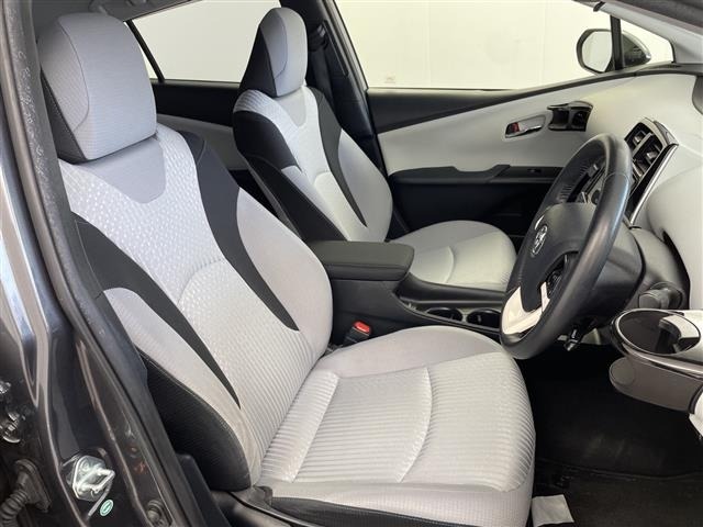 Toyota PRIUS 2016 8272470-21