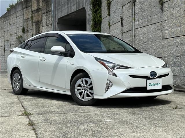 Toyota PRIUS 2016 8272471-0