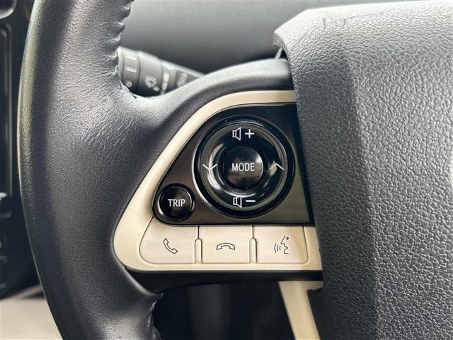 Toyota PRIUS 2016 8272471-16
