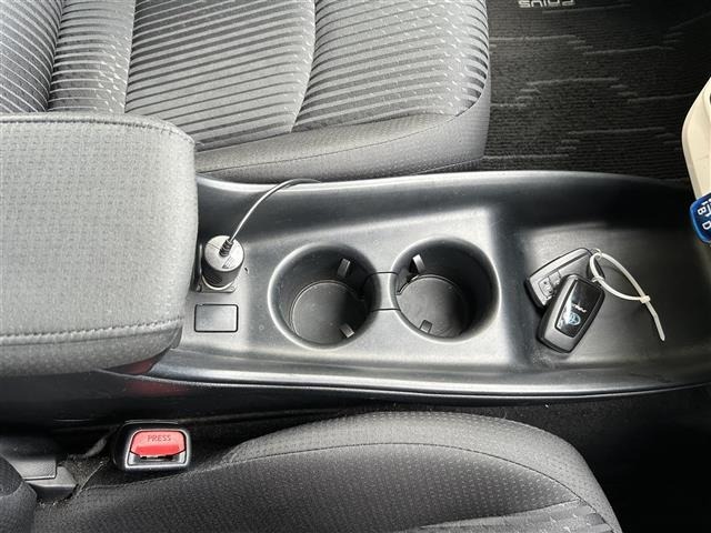 Toyota PRIUS 2016 8272471-22