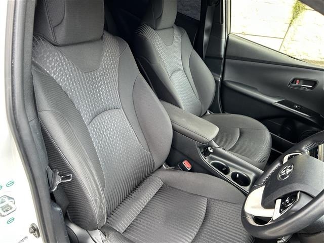 Toyota PRIUS 2016 8272471-4