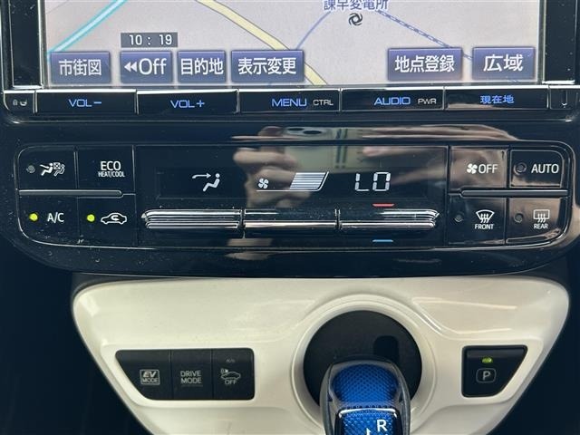 Toyota PRIUS 2016 8272471-9