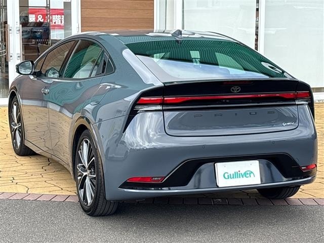 Toyota PRIUS 2023 8272472-13